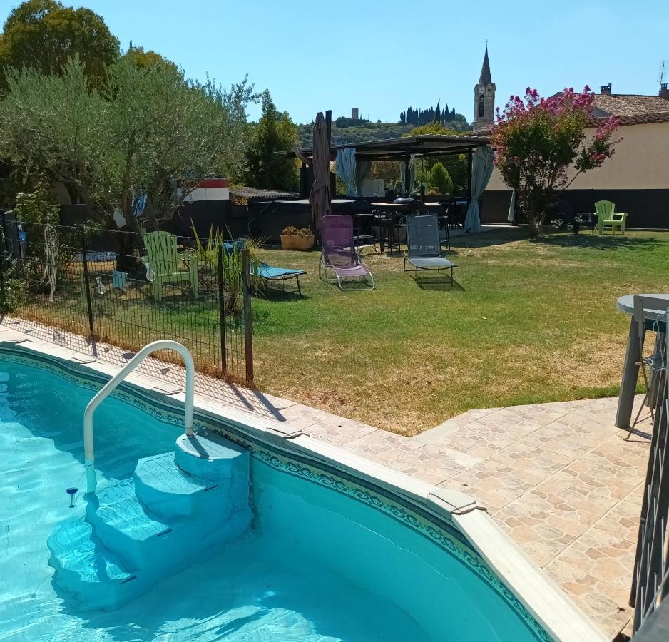 Chambres D'Hotes & Jacuzzi - A L'Ombre Des Amandiers Saint-Martin-dʼArdèche Esterno foto